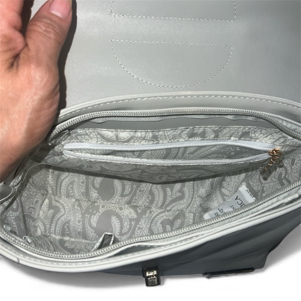 Belle Russo Elegant Grey Crossbody Bag - Picture 6 of 6